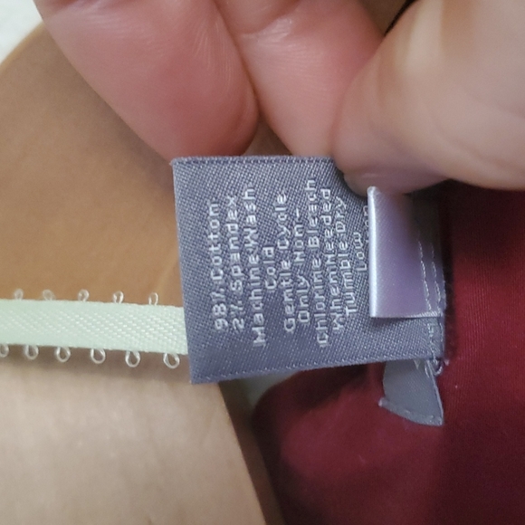 Ann Taylor structured top - Picture 5 of 7